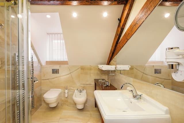 布拉格 BHG 鐵門套房飯店-高級雙人房-7