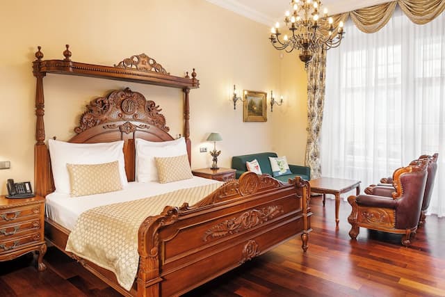 布拉格 BHG 鐵門套房飯店-豪華套房-1