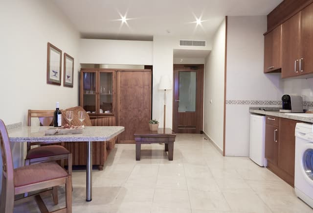 錫切斯桑威海灘高爾夫酒店-公寓, 海景-3