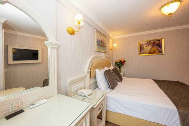 阿登城大飯店-標準雙人或雙床房-11