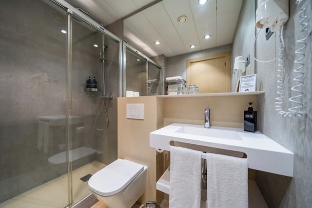 康斯坦茨酒店-雙人房-9