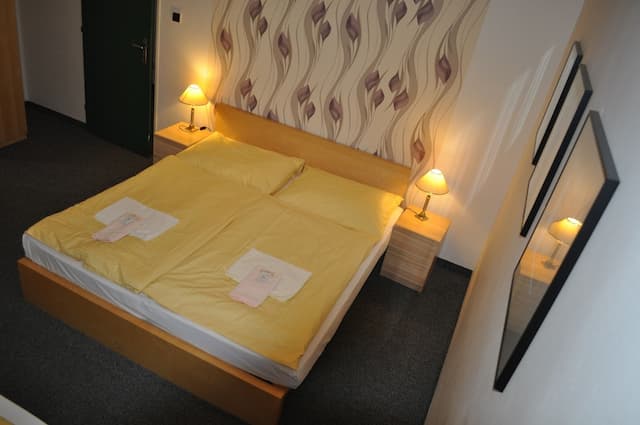 호텔 스보르노스트-트리플룸-3