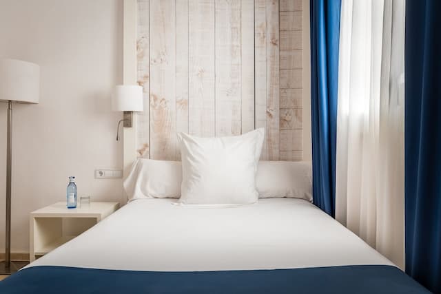 錫切斯公園酒店-標準單人房-3