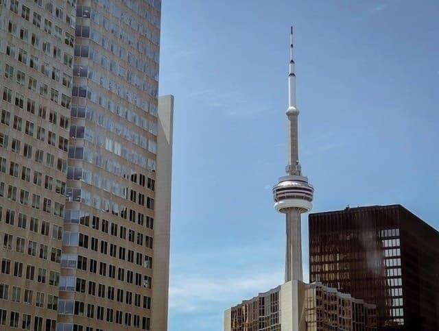 이그제큐티브 코스모폴리탄 호텔 토론토-주니어 스위트-1