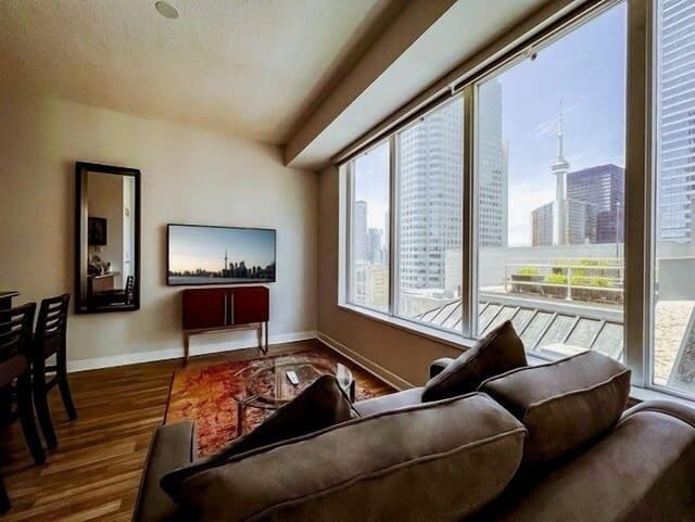 이그제큐티브 코스모폴리탄 호텔 토론토-주니어 스위트-4