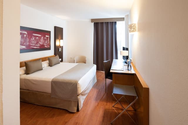 Catalonia Bristol-双人房（单人入住）-2