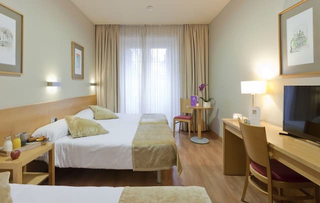 維多利亞四號飯店-都會三人房-4