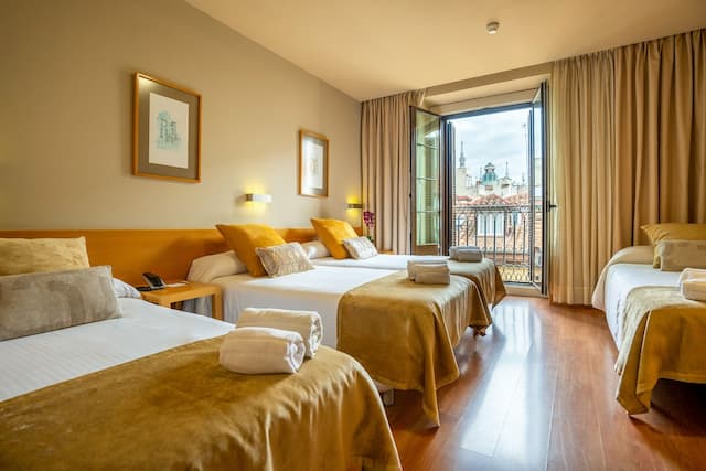 維多利亞四號飯店-都會三人房-21