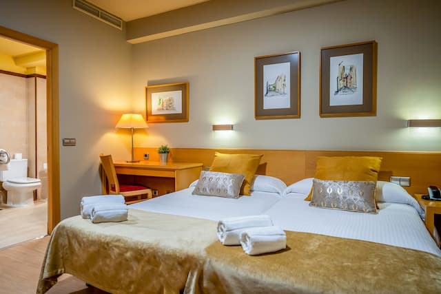 維多利亞四號飯店-都會雙人房單人入住-8