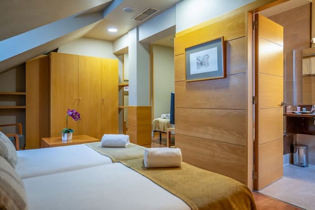 維多利亞四號飯店-都會三人房-16