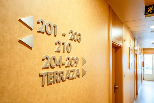 維多利亞四號飯店-都會三人房-18