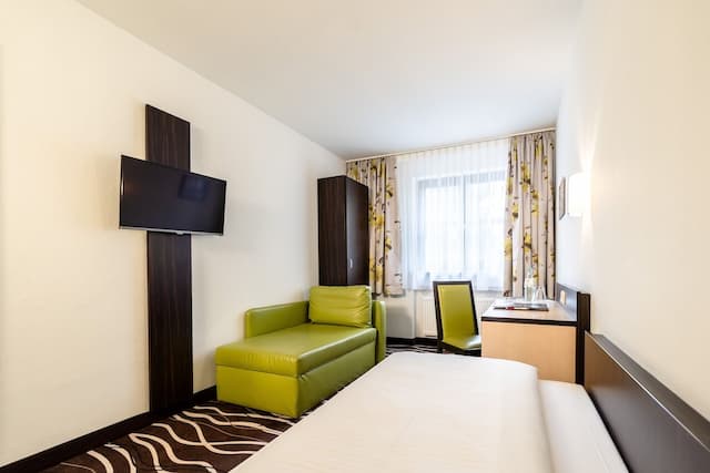 ホテルデマス ウンターハッヒング-スタンダード シングルルーム-1