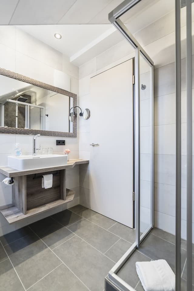 ホテルデマス ウンターハッヒング-プレミアム  トリプルルーム-10