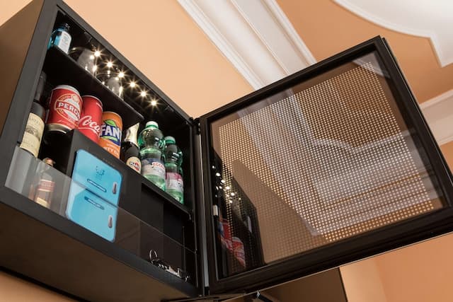 ゴールデン チューリップ ローマ ピラム-スタンダード ルーム ダブルベッド 1 台-4