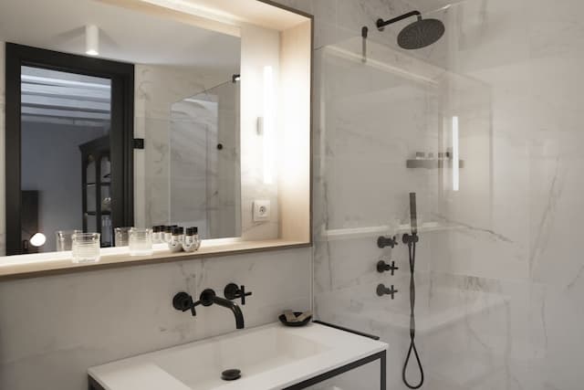 아이콘 윕톤-트리플룸-7