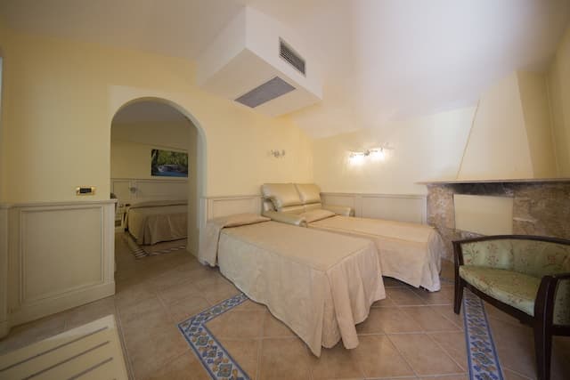 Mancini Park Hotel-四人房-2