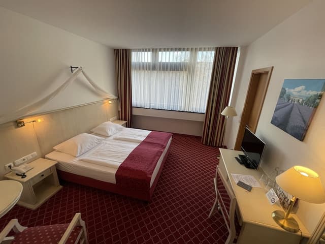 選帝侯大道柏靈莊園美居酒店-客房-4