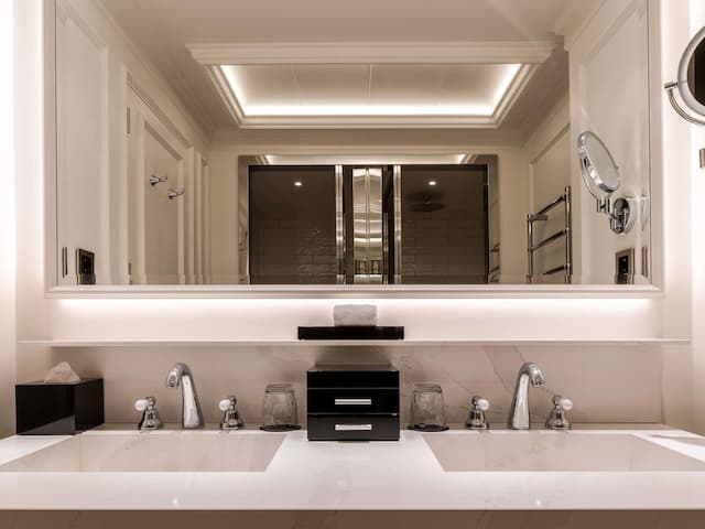 Sofitel Barcelona Skipper-奢华客房, 1 张特大床, 阳台, 海景-8