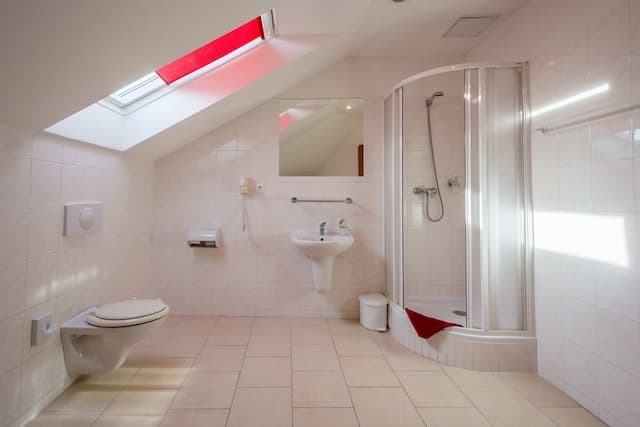 Prague Centre Plaza-Double or Twin Room-6