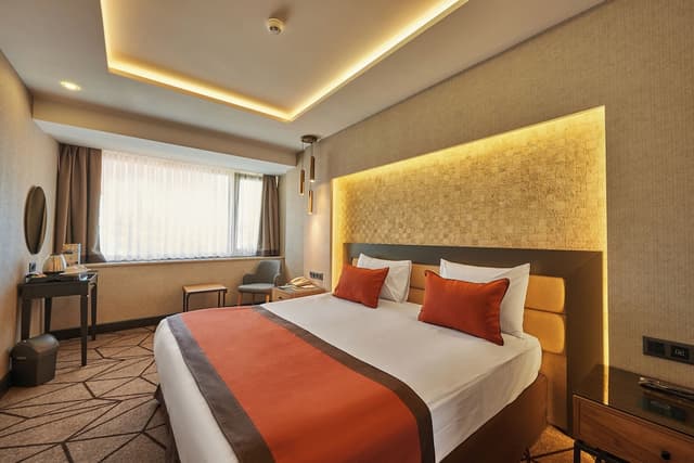 グランド ホテル グルソイ-スタンダード ルーム ベッド (複数台)-3