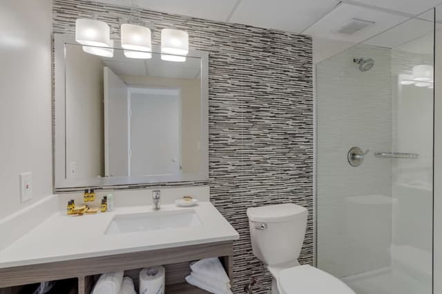 베스트 웨스턴 플러스 브루클린 베이 호텔-스탠다드룸, 킹사이즈침대 1개, 장애인 지원, 금연-7