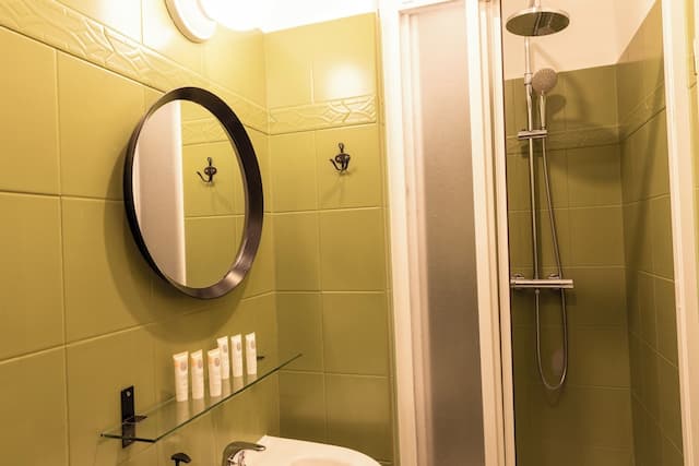 Sir Toby's Midtown - Hostel-Triple Room, Multiple Beds-8