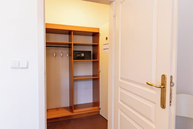 Sir Toby's Midtown - Hostel-Double Room, 1 Queen Bed-5