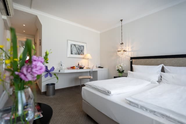 Hotel an der Oper-Superior Double Room-4