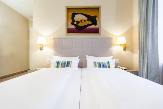 Hotel an der Oper-Double Room, Courtyard View-2