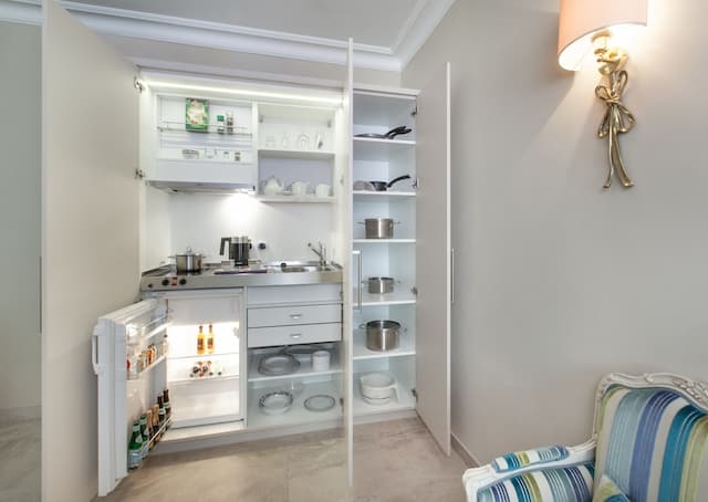 Hotel an der Oper-Apartment, Kitchenette-4