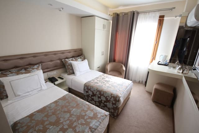 Hotel Grand Washington-Single Room-3