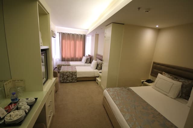 Hotel Grand Washington-Family Room-3