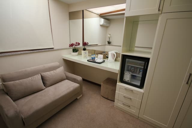 Hotel Grand Washington-Triple Room-4