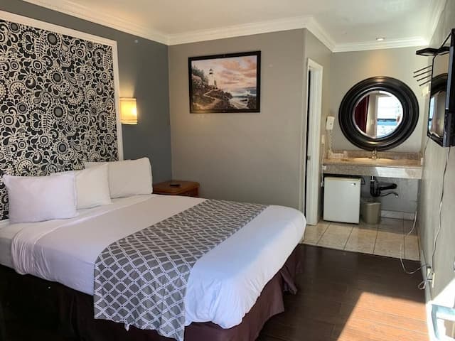 アップタウン イン-ベーシック ルーム クイーンベッド 1 台 禁煙-2