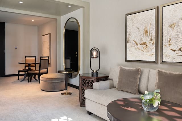 팰리스 다운타운-Junior Suite Lake View-3