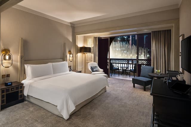 팰리스 다운타운-클럽 스위트 (Palace Fountain View)-1