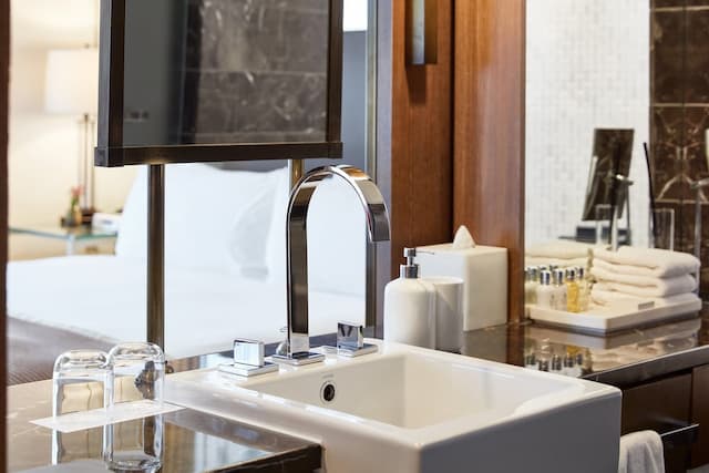 洛登酒店-標準客房, 1 張特大雙人床 (Loden)-6