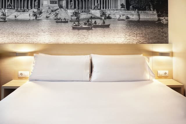 馬德里機場民宿-雙人房-4