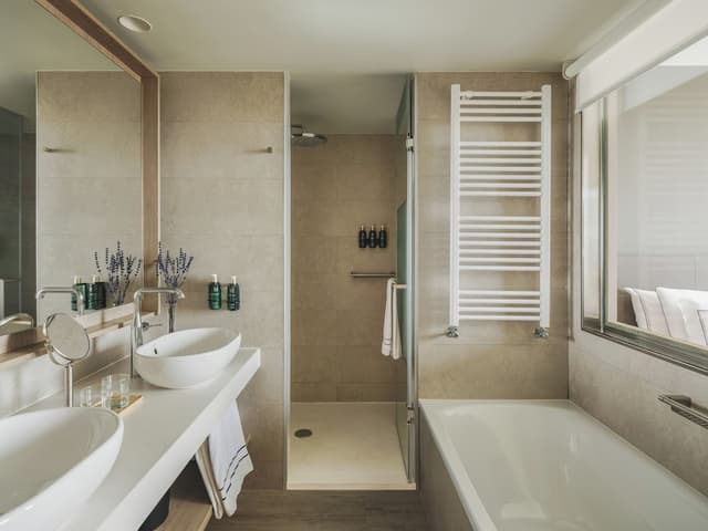 Melia Barcelona Sky-The Level, Suite, Sea View (2+2)-5