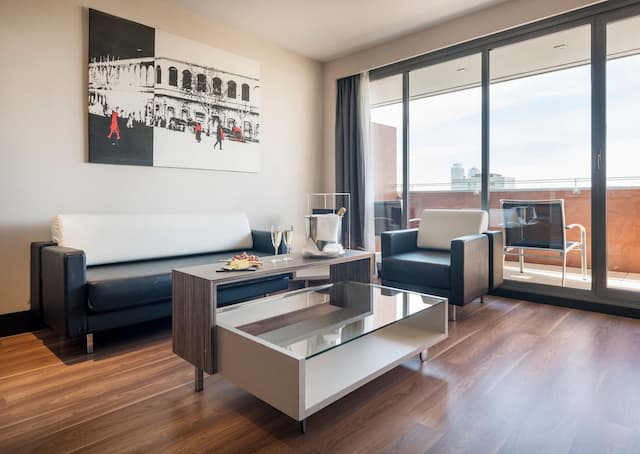 Hotel ILUNION Barcelona-Junior Suite, Terrace-2