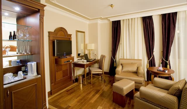 GLK プレミア リージェンシー スイーツ & スパ - スペシャル クラス-デラックス ダブルまたはツインルーム-8