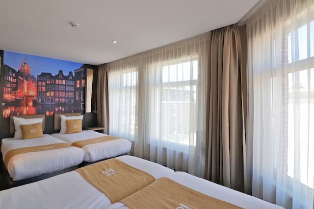 XO Hotel Inner-Quadruple Room, 1 Bedroom-5