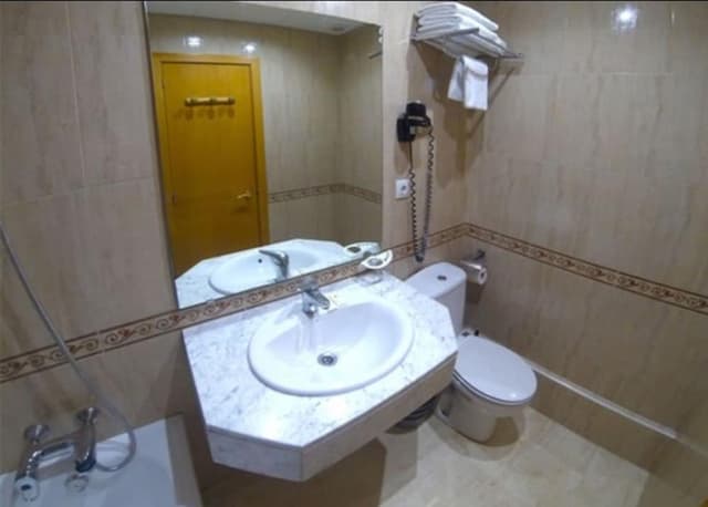 Standbyme Ramblas-Standard Double Room-9