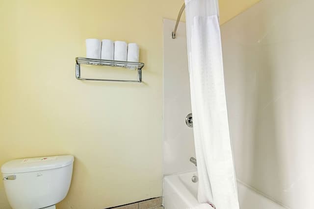 長灘 I-405 生態小屋旅館-標準客房, 2 張加大雙人床, 非吸煙房-1