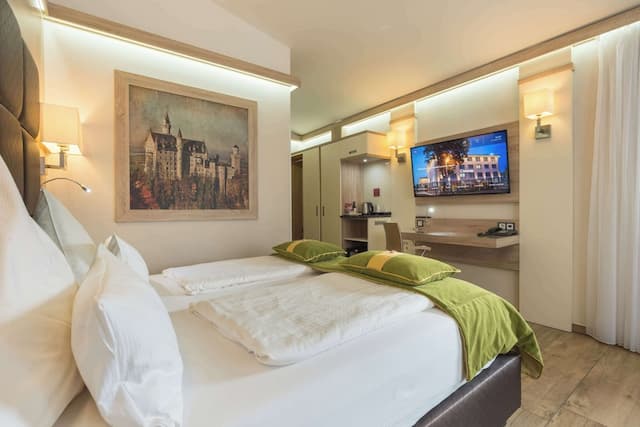 ベストウェスタン プラス ホテル フュッセン-スタンダード ルーム シングルベッド 2 台 バリアフリー (with Two Single SofaBeds)-5