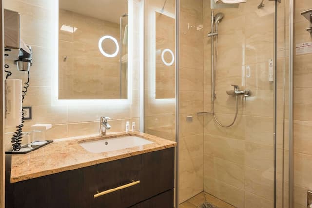 ベストウェスタン プラス ホテル フュッセン-コンフォート ルーム シングルベッド 2 台 (with Sofabed)-9