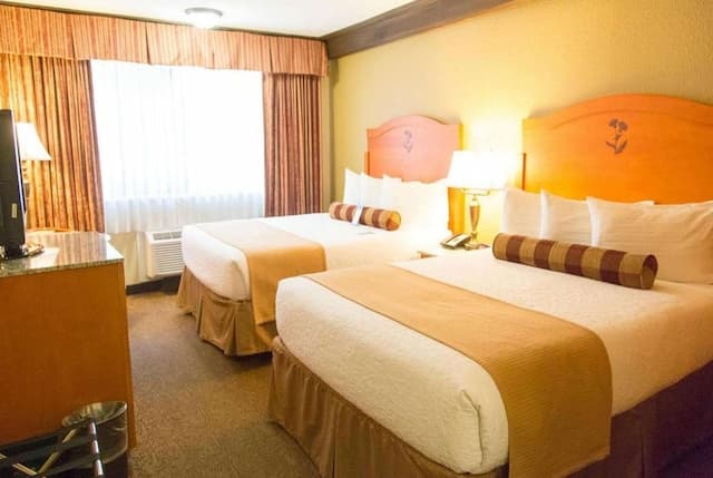 Abercorn Hotel, Trademark Collection by Wyndham-客房, 2 张双人床, 无烟房-1