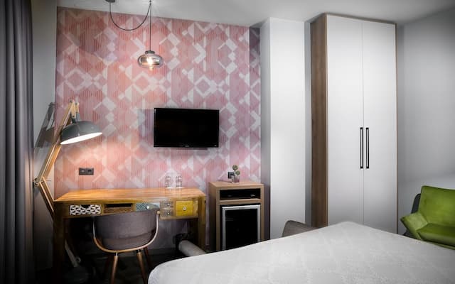 360 ディグリーズ ポップ アート ホテル-スタンダード ダブルルーム-6