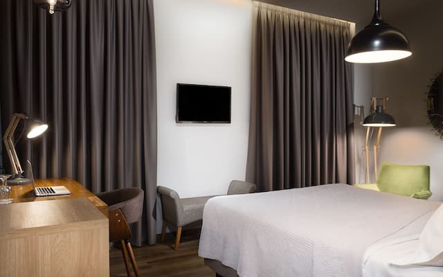 360 ディグリーズ ポップ アート ホテル-デラックス ダブルルーム-9