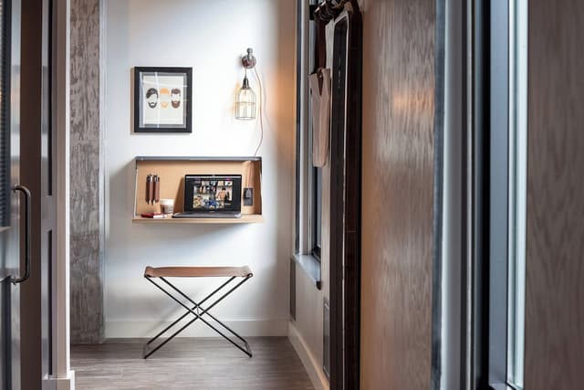 MOXY Seattle Downtown-Deluxe Room, 1 King Bed (Hearing Accessible)-5